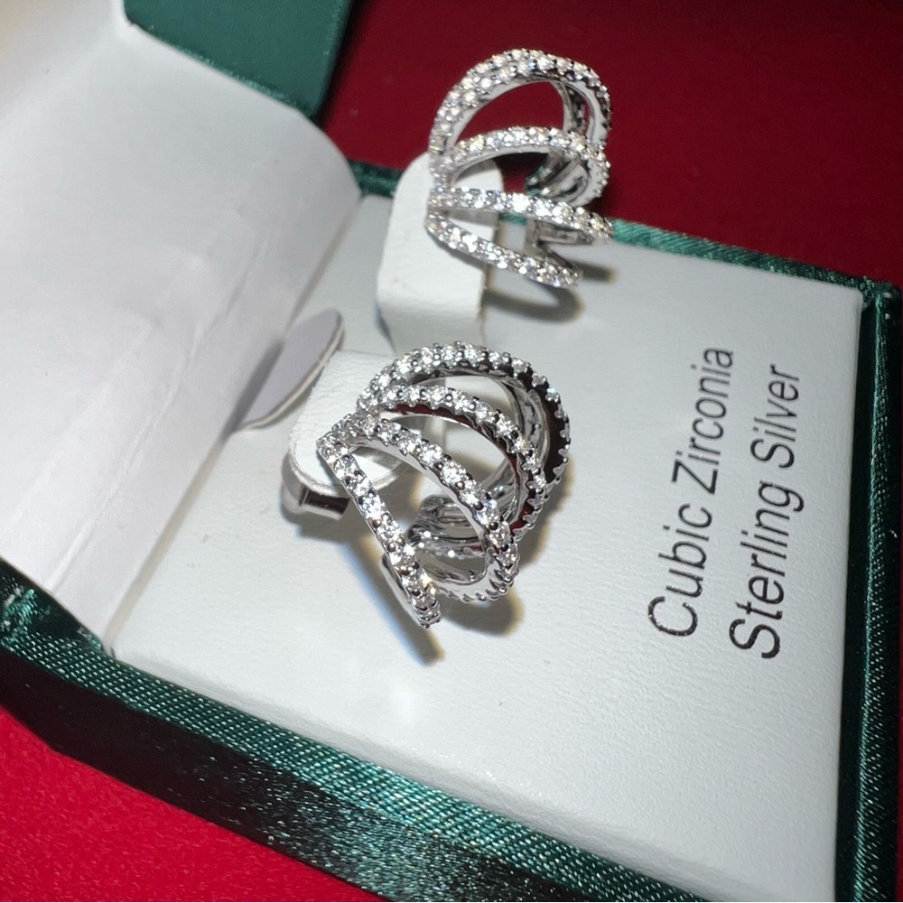 Authentic NIB - Picture 2 of 6